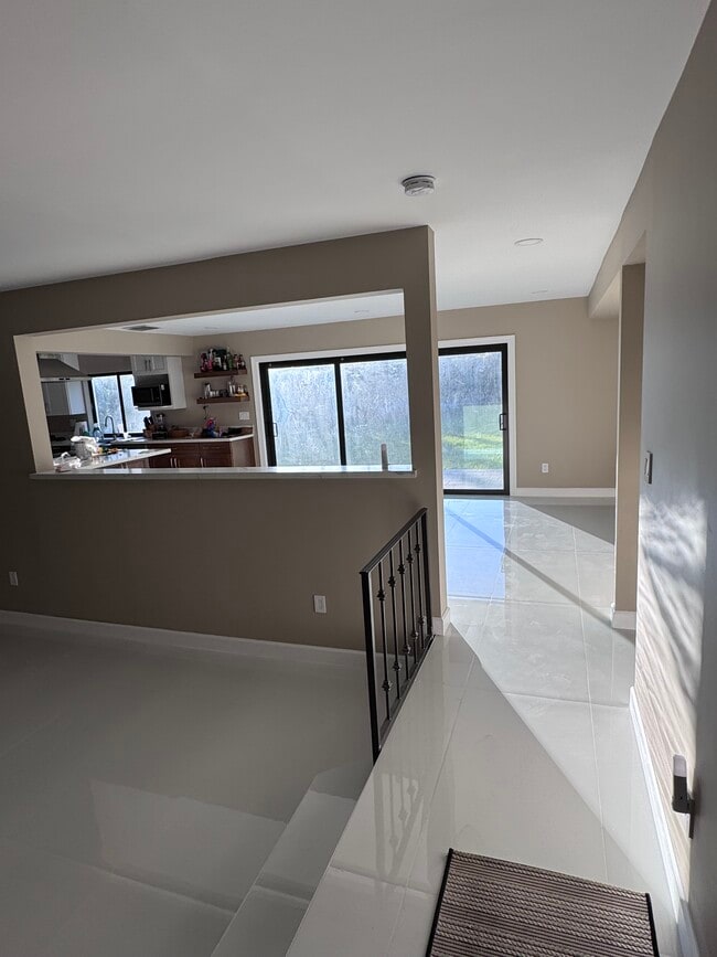 Photo - 8024 SW 91 Ave