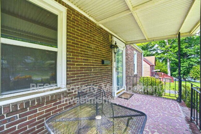Photo - 2208 Wilmore Dr