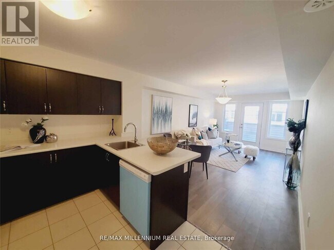 Photo - 60 Parrotta Dr Unit 279