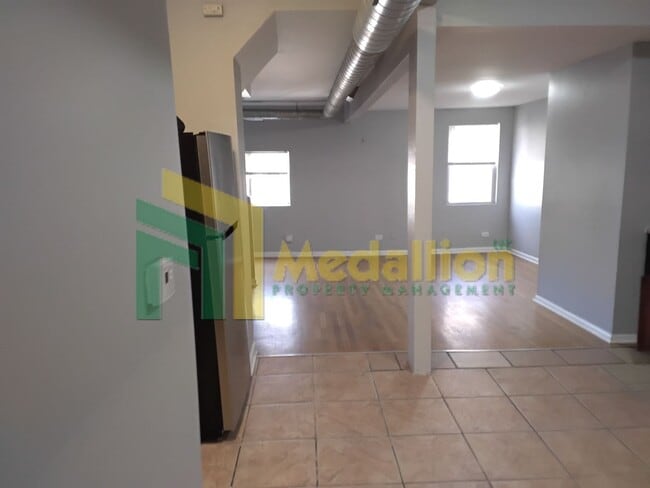 Photo - Updated 2-Bedroom Loft-Style Unit in Wicker Park Unit 2R