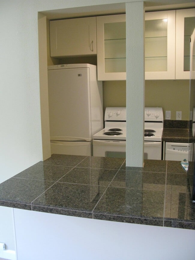 Photo - 2337 Minor Ave E Unit 2337