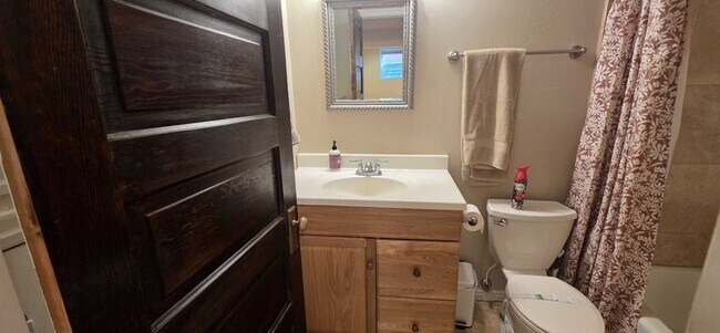 Photo - 322 E 6th Ave