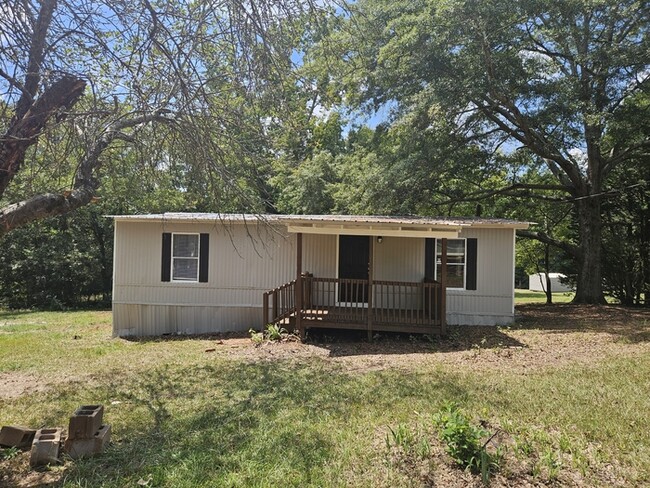 Photo - 3252 Colham Ferry Rd House
