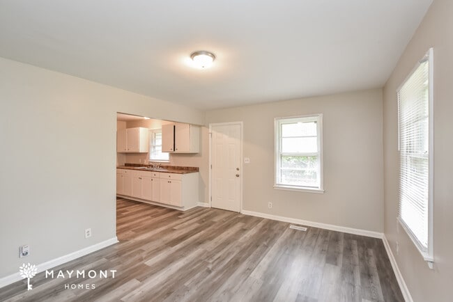 Photo - 4911 Roebuck Rd NW