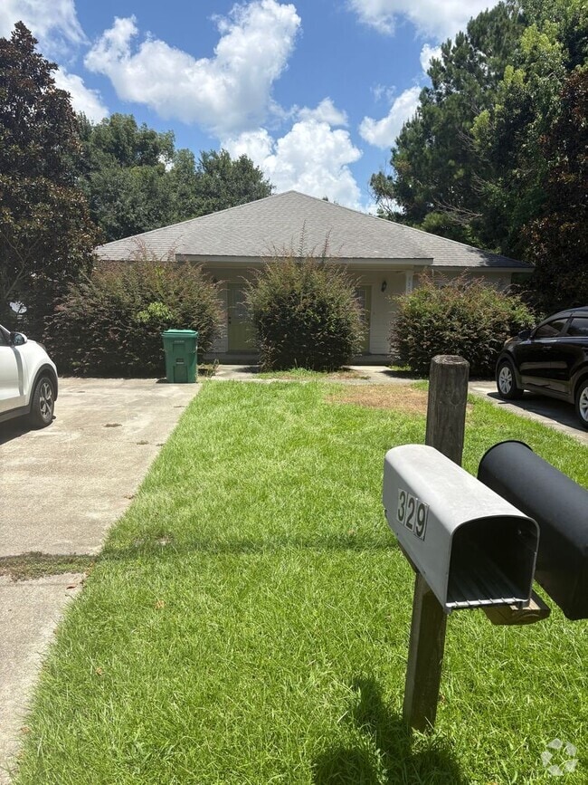 Building Photo - Ruella Duplexes Unit 329 Rental