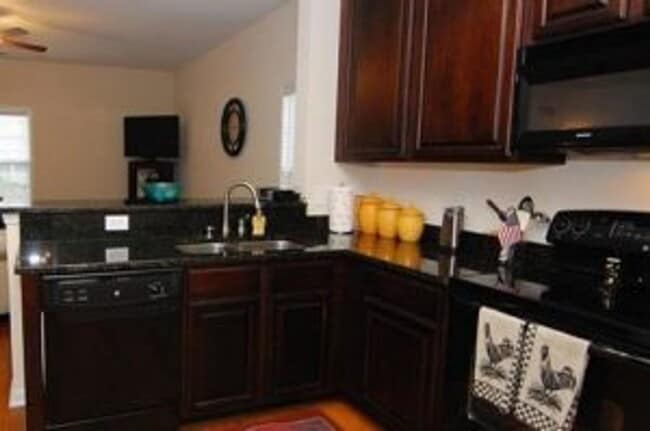 Photo - Welcome to Wellesley