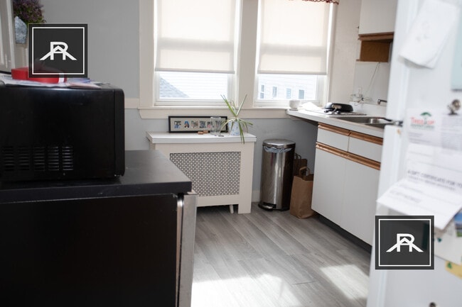 Photo - 96 Kent St Unit 2