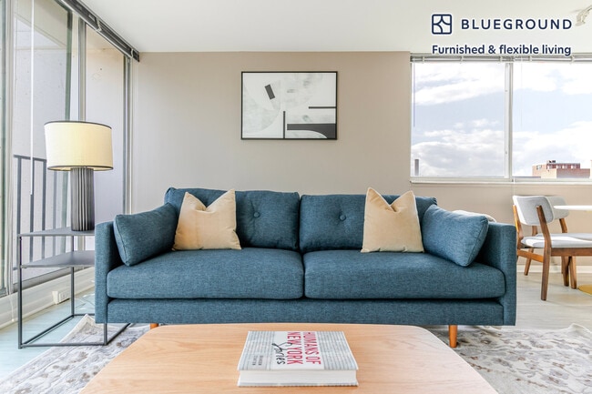 Photo - 903 S Ashland Ave Unit FL9-ID1337