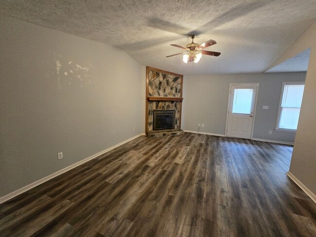 Photo - 6520 Applewhite Rd
