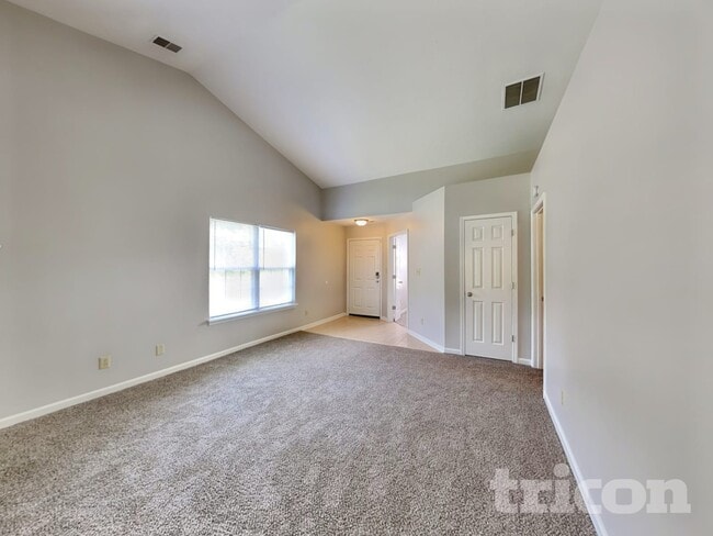 Photo - 5260 Pin Oak Dr