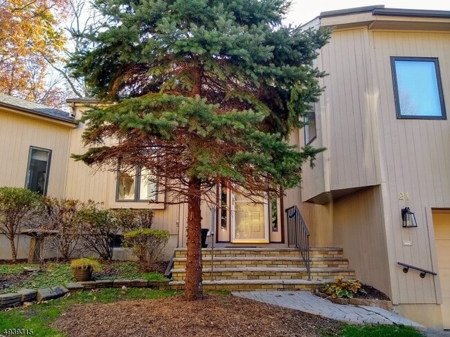 Building Photo - 21 Sherwood Dr Rental