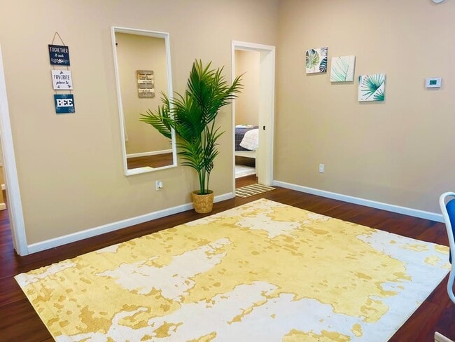 Photo - 2621 Edwin St Unidad 2nd Floor