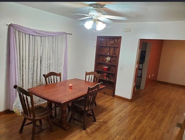 Photo - 420 N 4th St