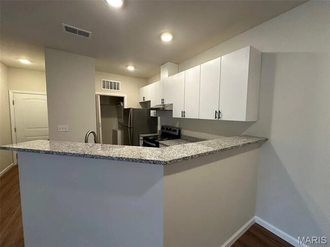 Photo - 135 Harmony Mdws Ct Unit 135