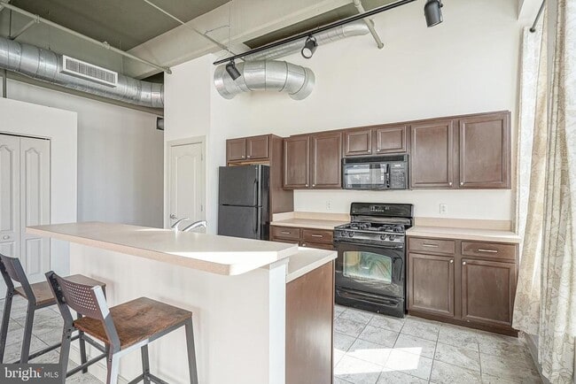 Photo - 511 N Broad St Unit 205