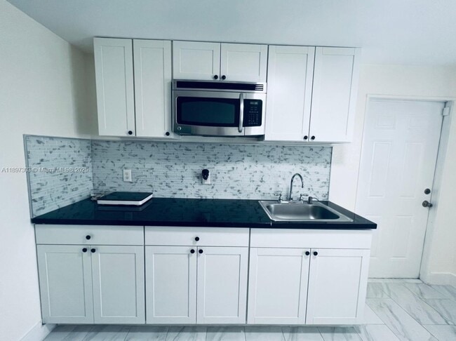 Photo - 5600 SW 38th St Unidad 0