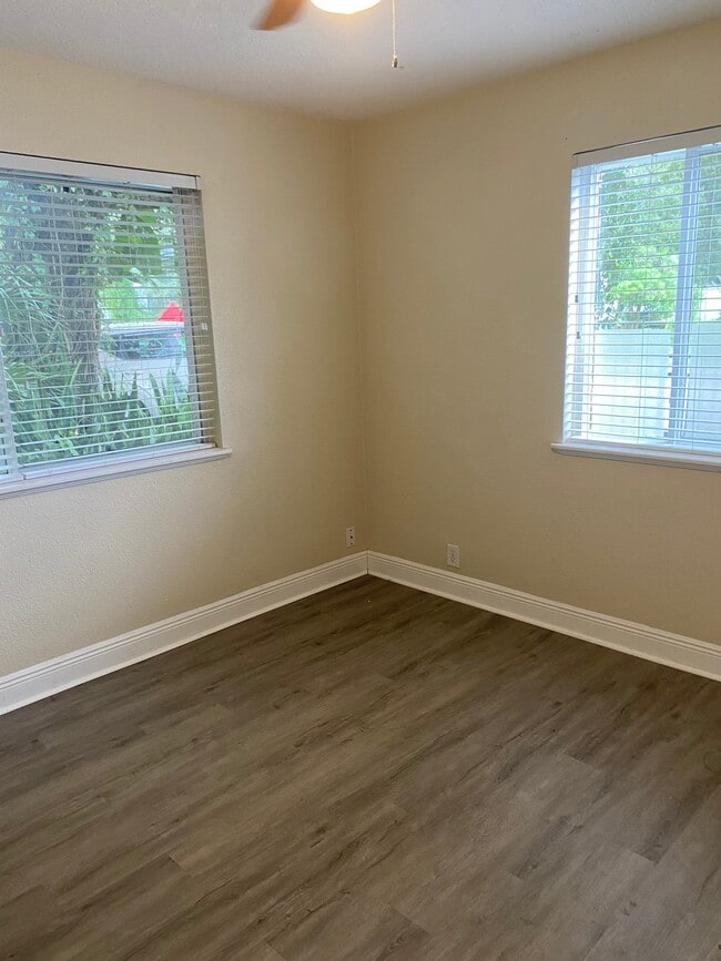 Photo - 7 Oak St Unit 112