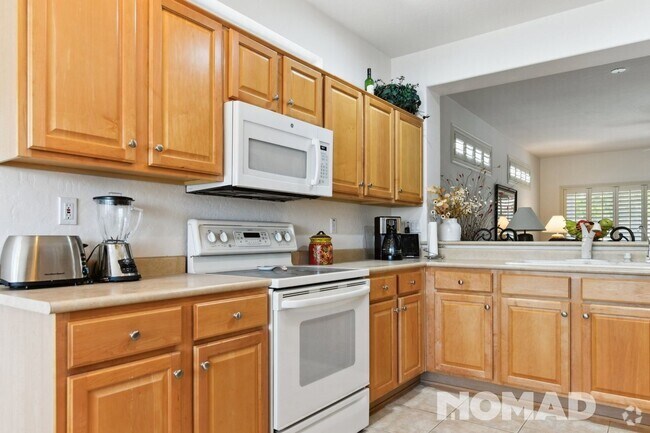 Building Photo - Charming 2BR House in Surprise
