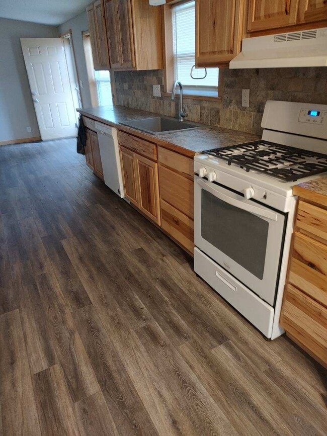 Photo - 1503 Osborne St