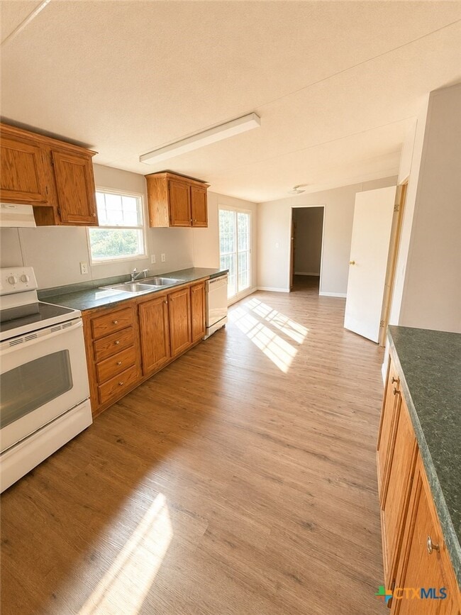 Photo - 156 Sonnyland Dr