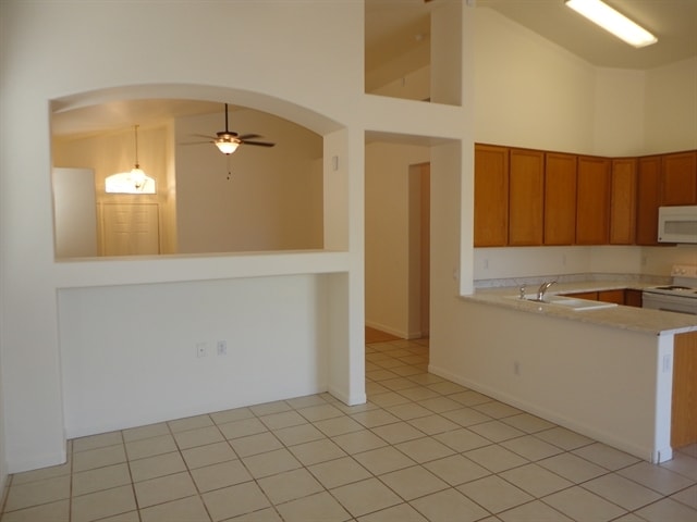 Photo - 837 S Roanoke St