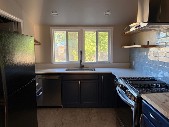 Photo - For Rent: Updated 2 Bed / 1 Bath Home in West Sacramento