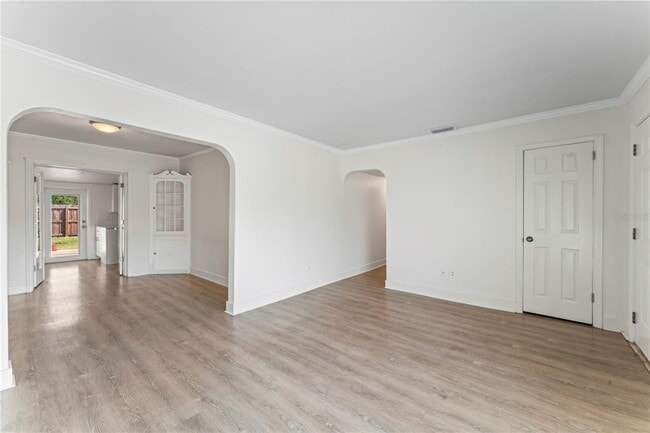 Photo - 4011 W El Prado Blvd