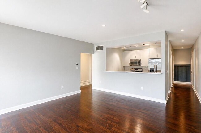 Photo - 1905 N Water St Unit Apartment 205