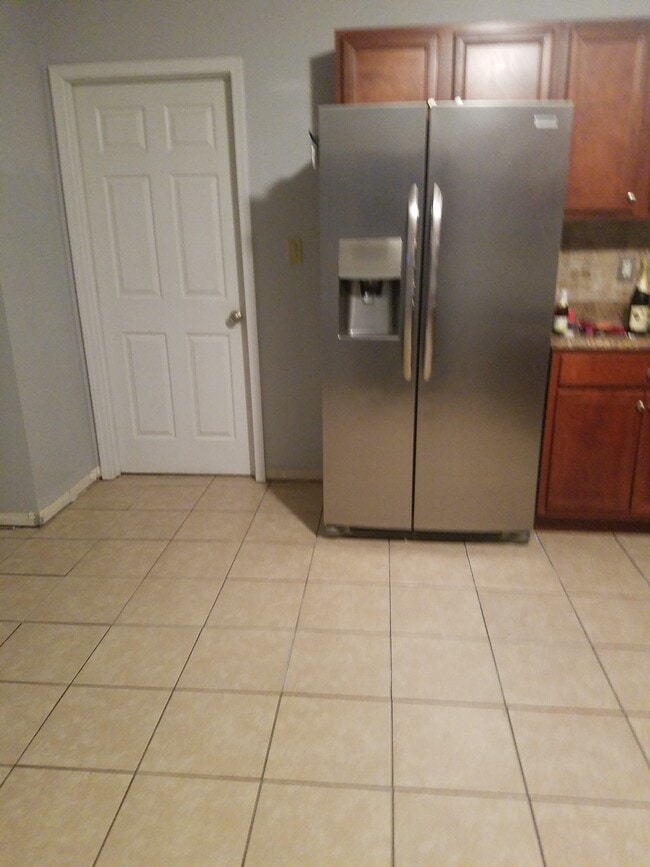 Kitchen with stainless steel appliances - 11 Tiger Tank Ct