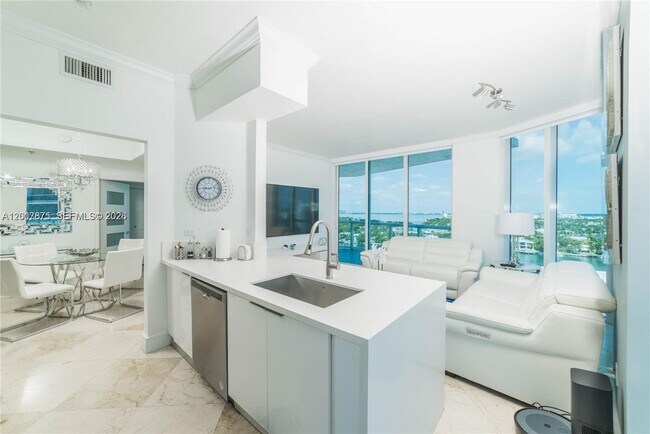 Photo - 6515 Collins Ave Unit 1609
