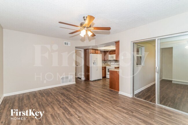 Photo - 6328 Toyota Dr