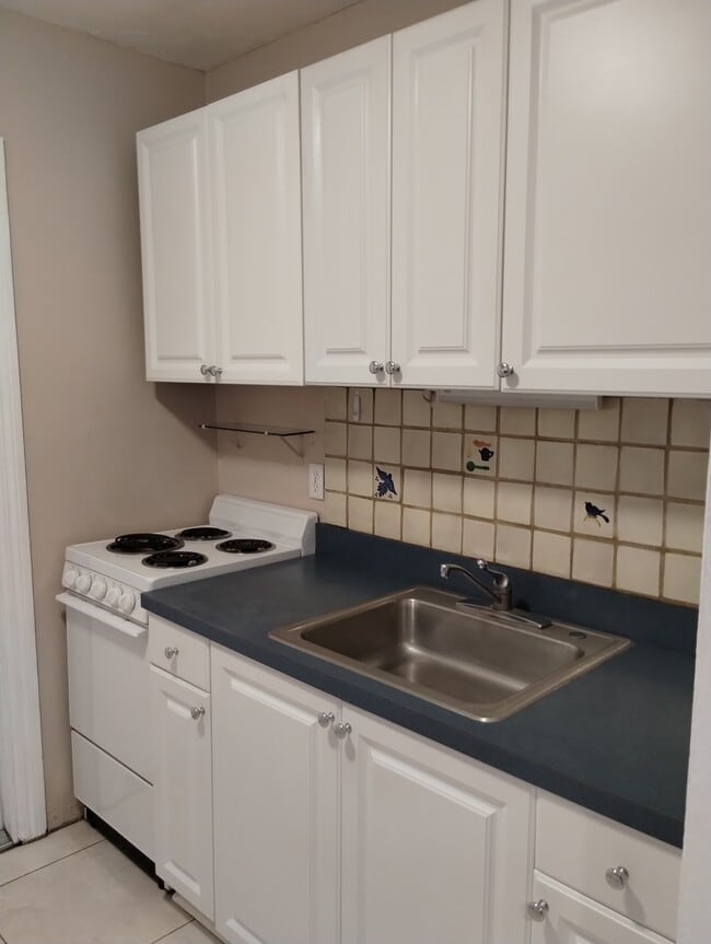 Photo - 1323 51st Ave N