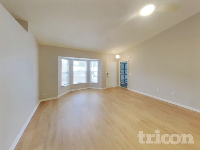 Photo - 10443 Elgin Blvd