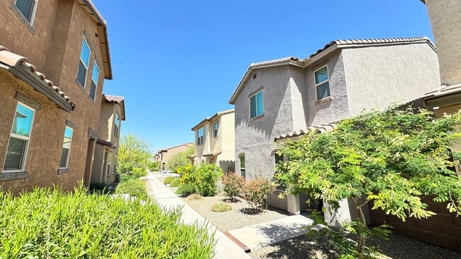 Photo - North Central (Mountain and Prince)  2 story, 3 bed, 2.5 bath home with 2 car garage!
