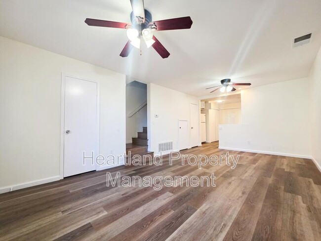 Photo - 284 Roanoke Rd