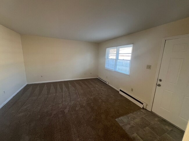 Photo - 8029 Redmon Rd