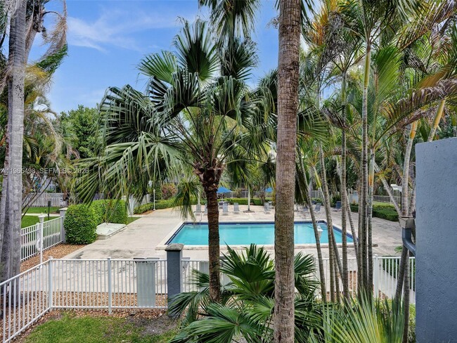 Photo - 4600 SW 67th Ave Unit 245