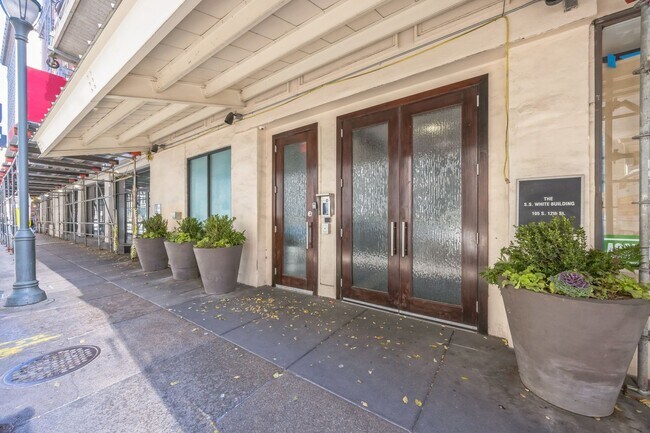 Photo - 105 S 12th St Unidad 402