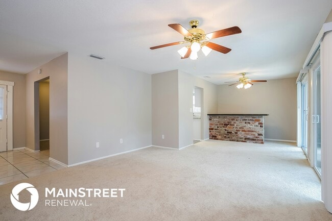 Photo - 1005 Park Dr