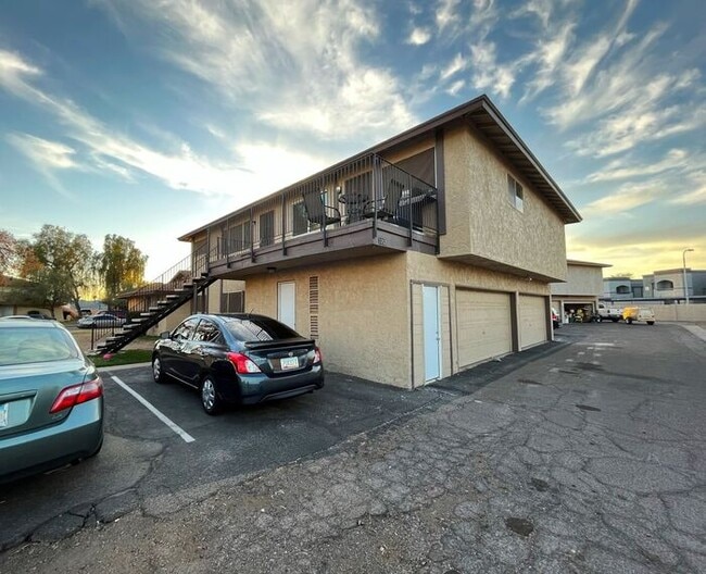 Building Photo - ONE MONTH FREE! Eligible applicants may qualify for a $0 MOVE-IN DEPOSIT, subject to credit appro...