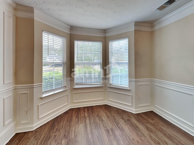 Photo - 233 Biltmore Way