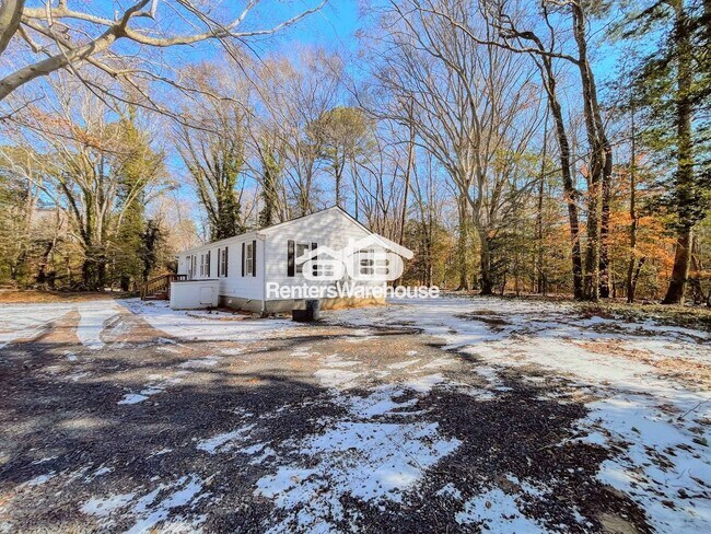 Photo - 8064 Crittenden Rd