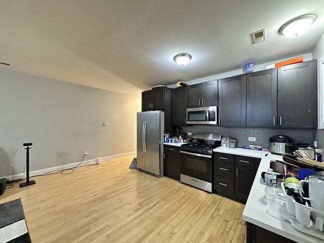 Photo - 364 N Hamlin Ave Unidad 2