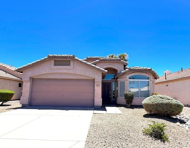 Photo - PRICE REDUCED – Fresh Updates in Prime Scottsdale Location!
