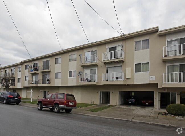 Photo - 430-436 89th St Apartments