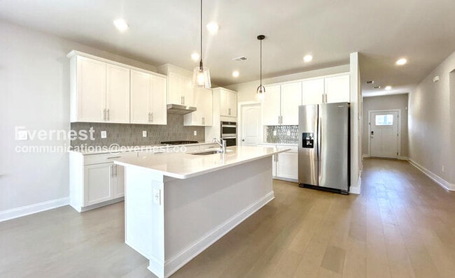 Photo - 4597 Winslet Dr