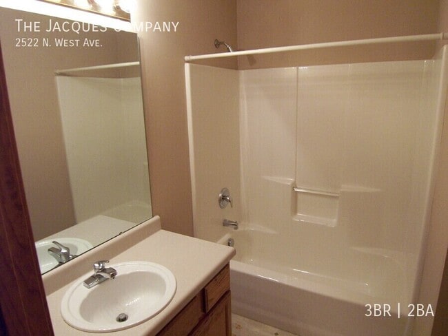 Photo - 2522 N West Ave