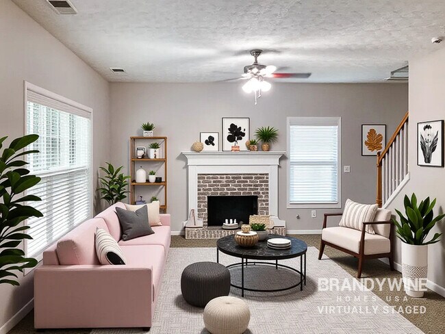 Photo - 215 Prince Edward Way