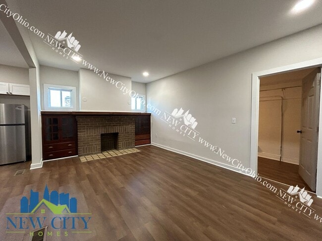 Photo - 1390-1392 Sullivant Ave, Columbus OH 43223 Unit 1390