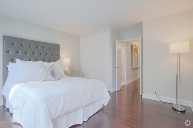 2 BR, 2 BA - Second Bedroom
